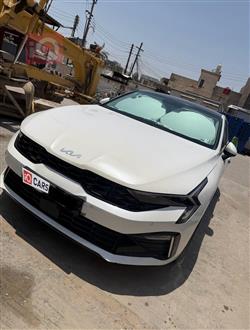 كيا K5